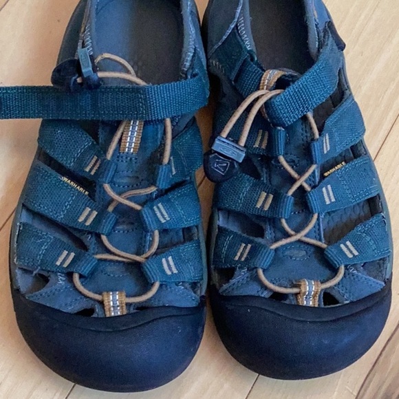 Keen Boys Newport H2 Shoes Sandals Sports Outdoors Size 6 Green - Picture 6 of 16